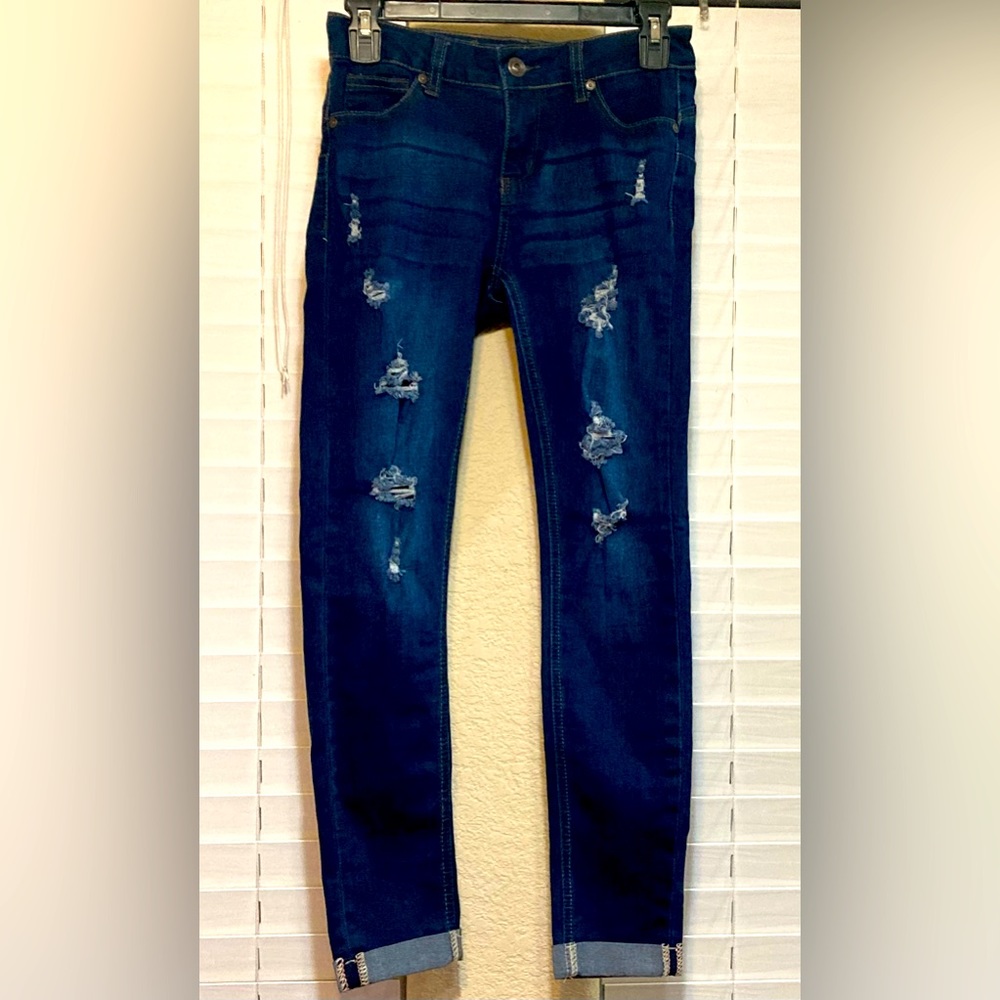 Ankle, cuffed jeans